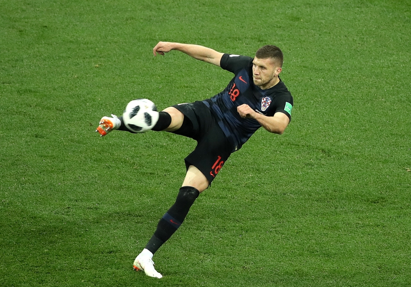 希腊轻取克罗地亚，萨内惊艳四座