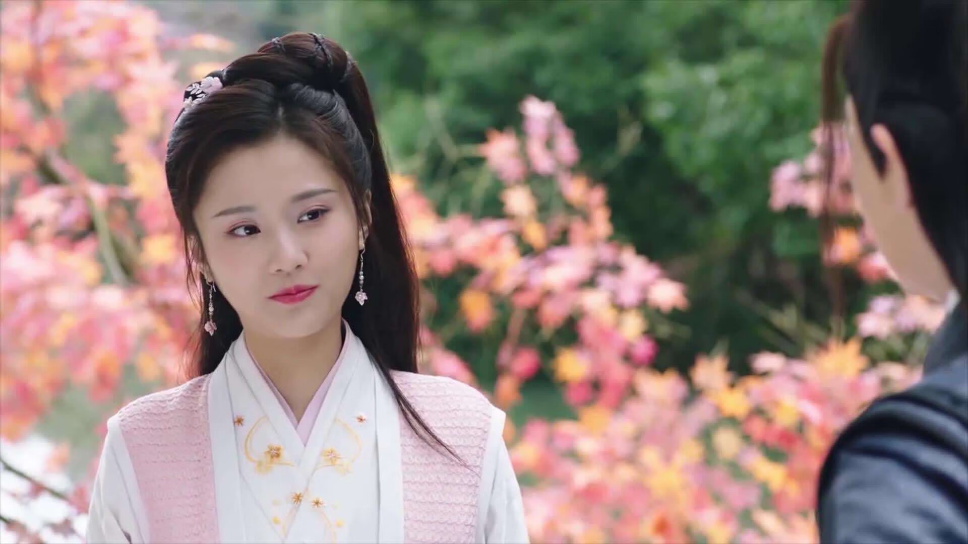 银箭折戟，橙狮狂啸，当迈凯伦的团队乐章淹没梅赛德斯，维斯塔潘的孤影正扛起红牛残旗