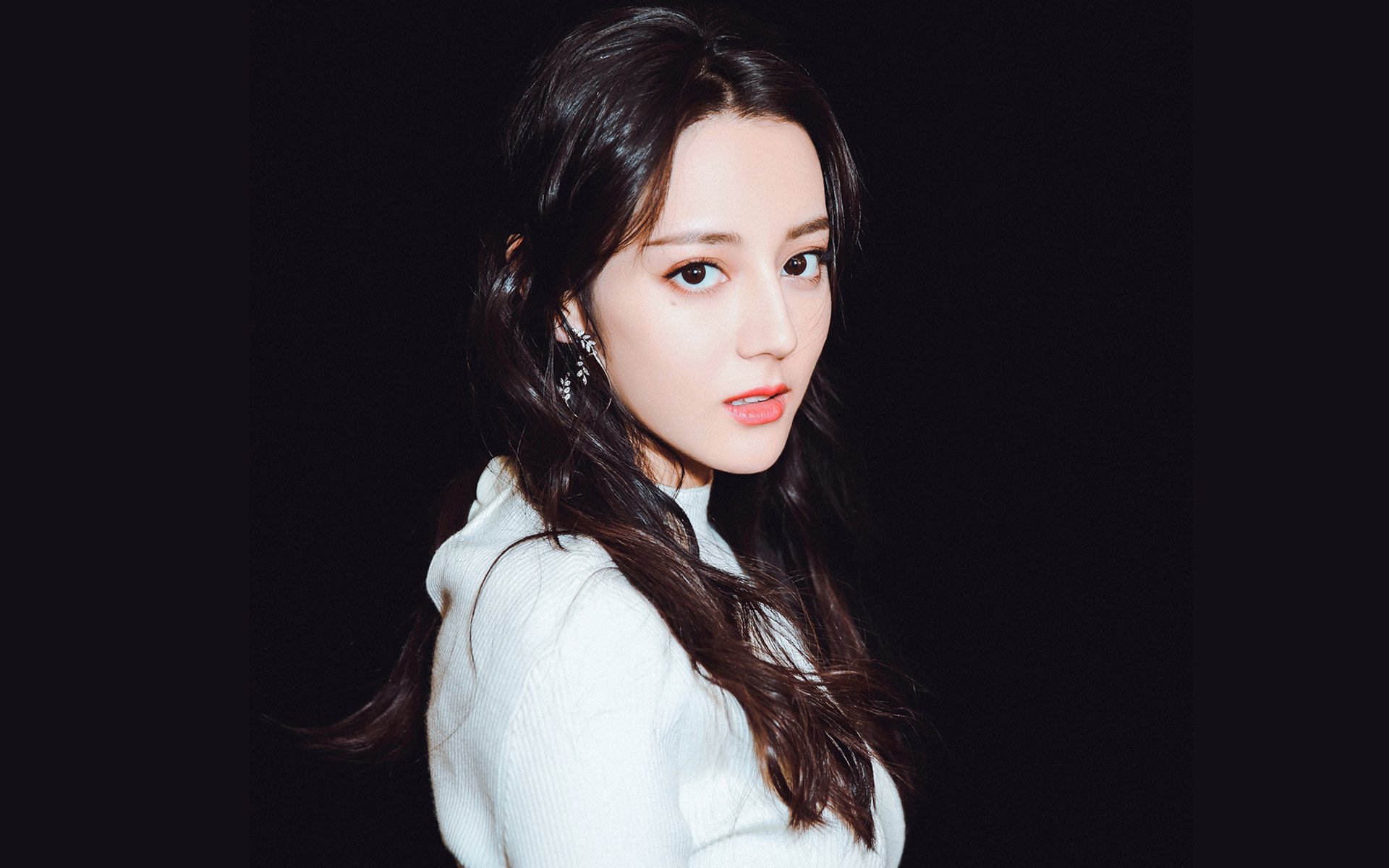 法网悖论，红土终局如何改写百年草地神话？梅德韦杰夫的制胜一击与网球权力更迭