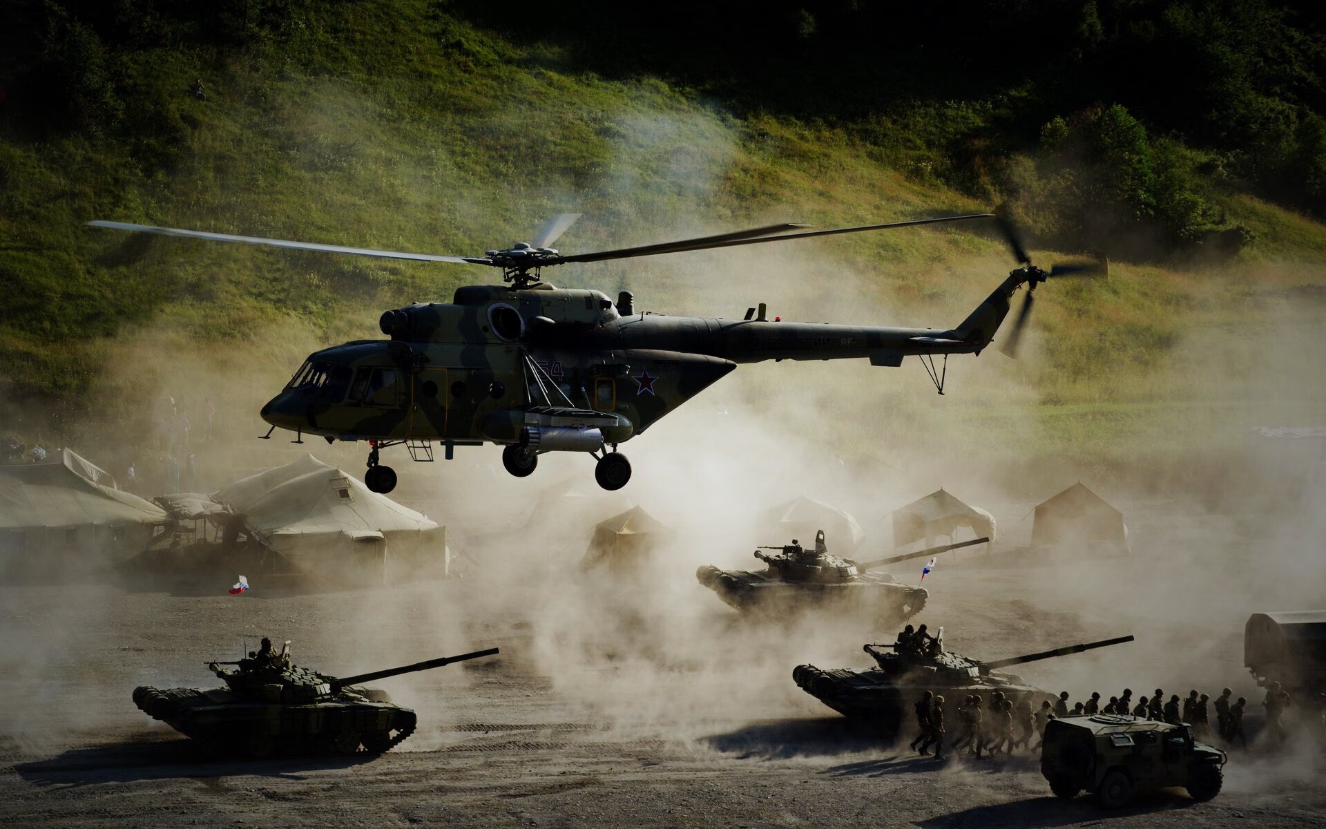 周冠宇统治赛道,红牛车队鏖战雷诺车队的巅峰对决