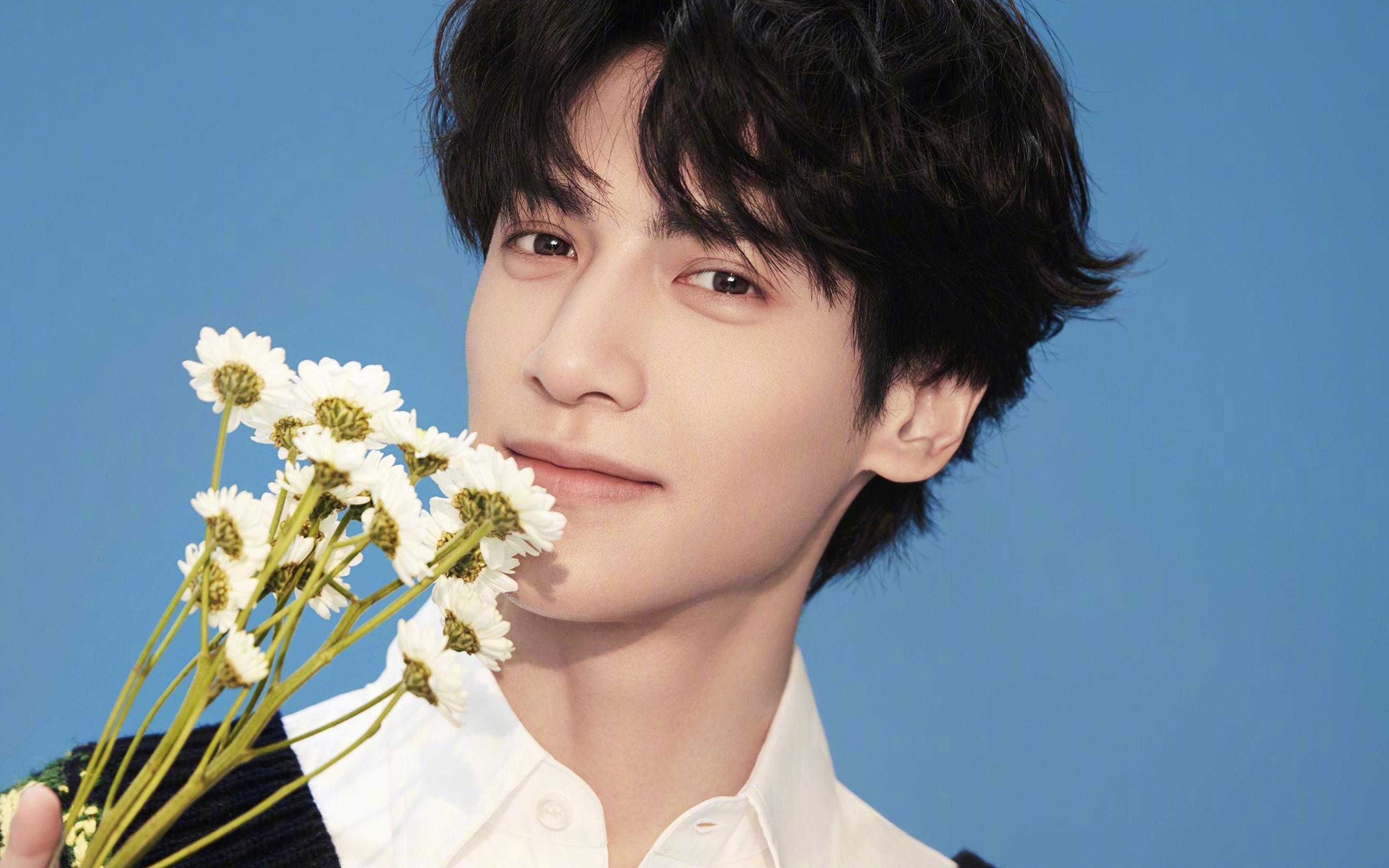 绝地逆转！76人惊险翻盘篮网，但今夜他只属于西亚卡姆