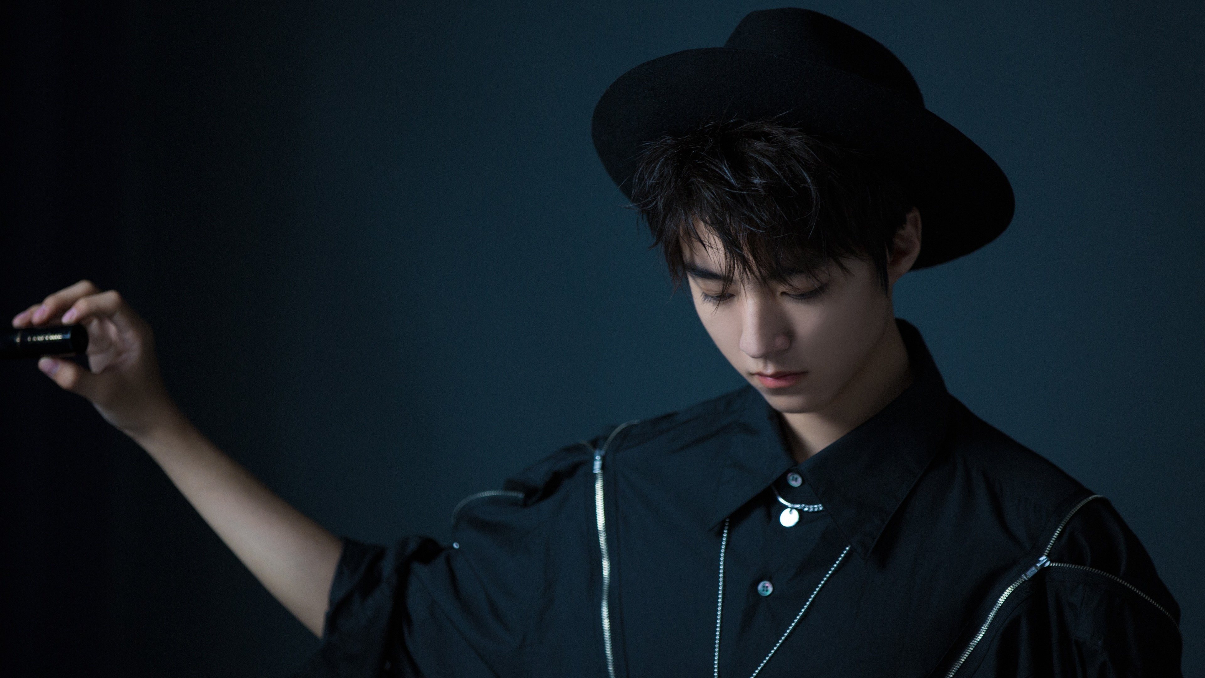 惊天冷门!阿尔及利亚无名小卒巴雷拉单骑闯关,彻底打爆阿根廷巨星防线