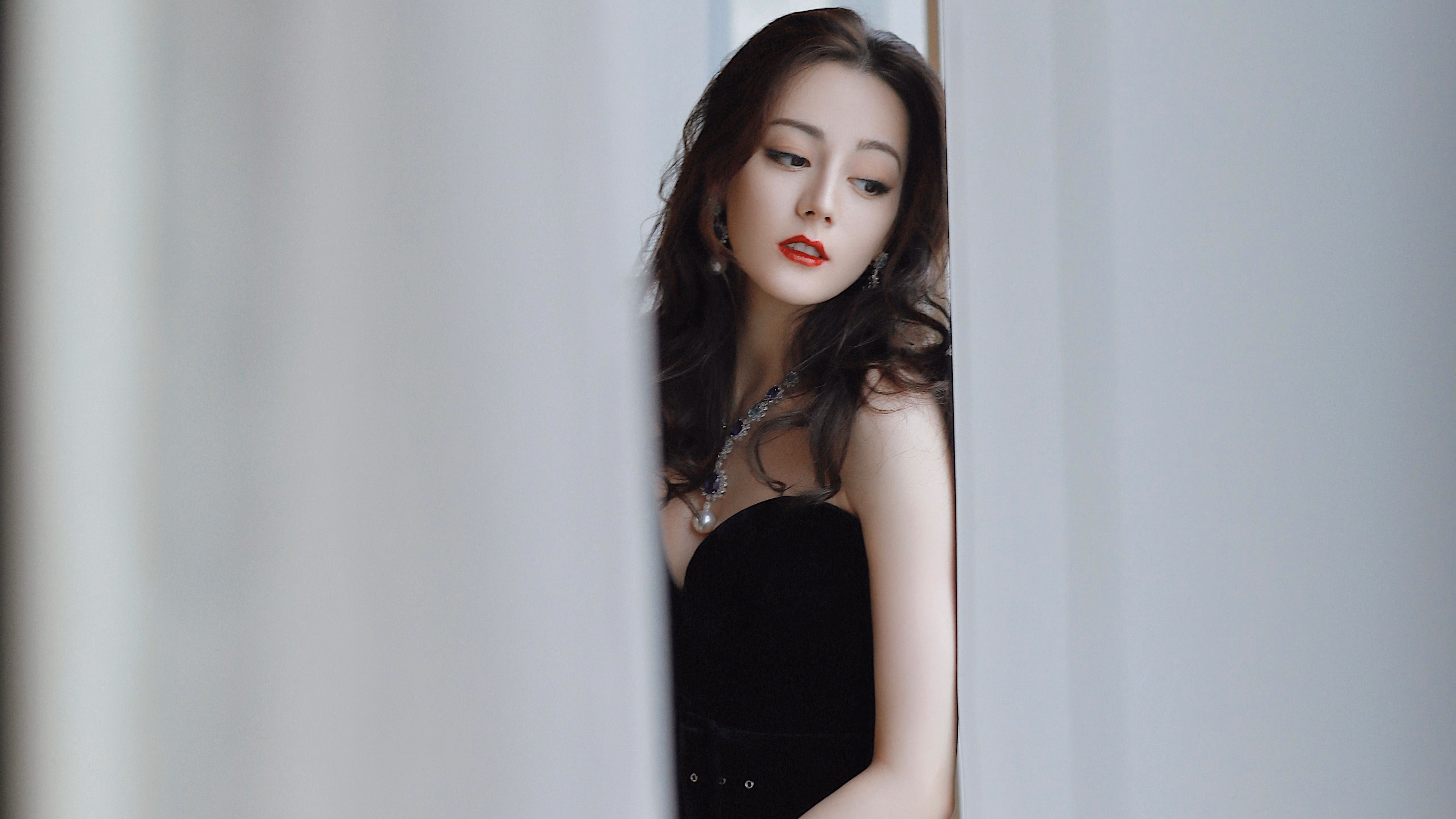 足球的两种引力，哈兰德与韩国队的体系博弈