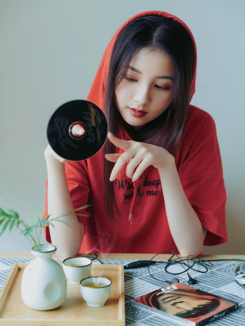 东亚之星闪耀欧洲之夜，久保建英关键制胜，改写中国足球历史之战