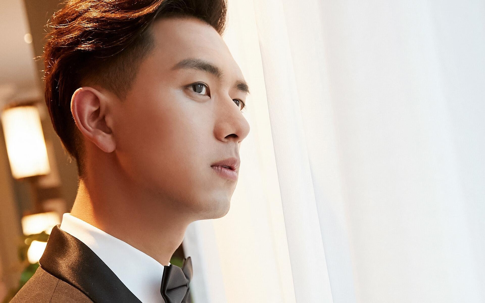 霓虹映绿茵，久保建英末节魔法，洪都拉斯神话止步于毕尔巴鄂黄昏